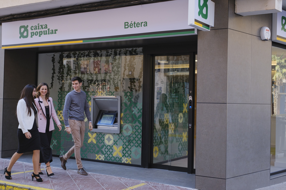 Caixa Popular abre una nueva oficina en Bétera