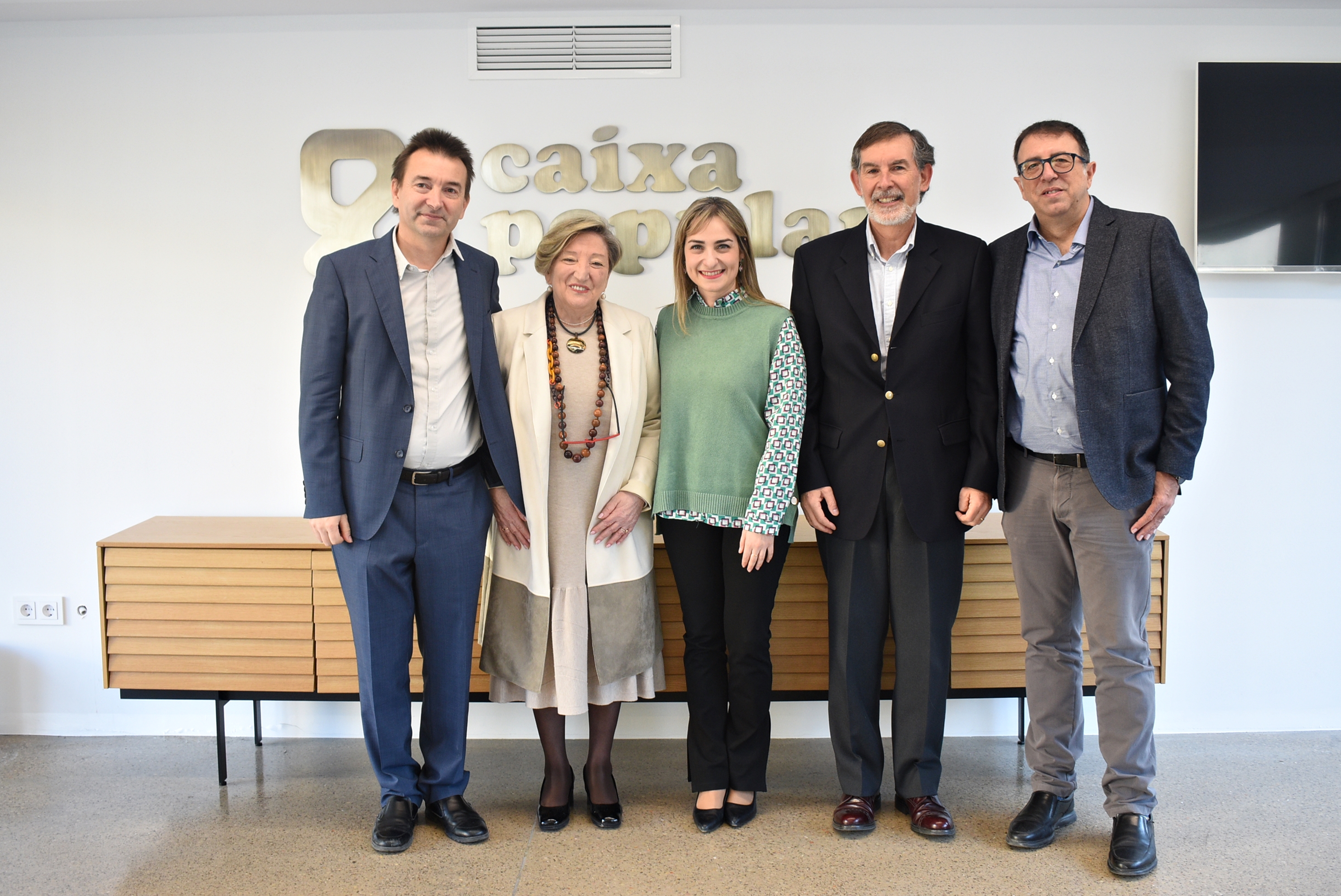 Caixa Popular se convierte en ‘Embajador de honor de INCLIVA’ por su apoyo a la investigación sanitaria