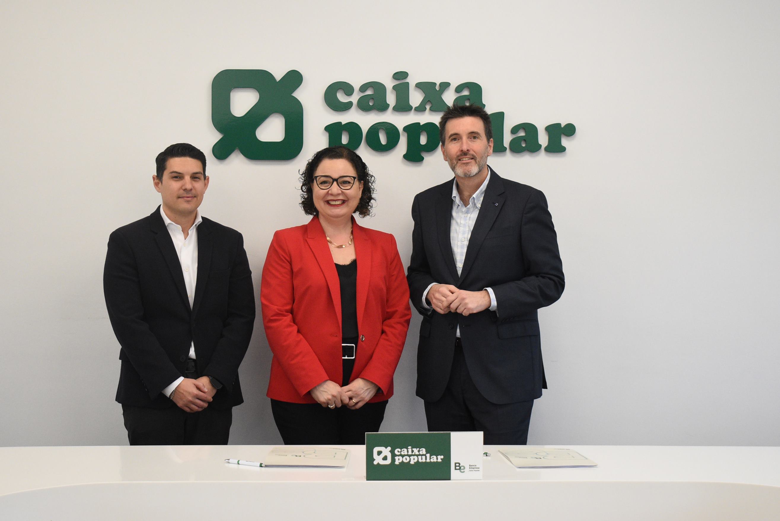 IVEFA i Caixa Popular renoven la seva aliança per a enfortir el teixit empresarial valencià