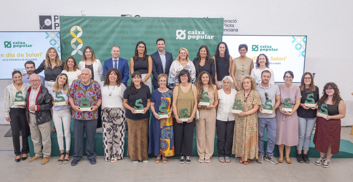 Caixa Popular i la seua plantilla impulsaran 10 projectes socials amb els 100.000 € recaptats en la iniciativa ‘Un dia de Salari’ Caixa Popular i la seua plantilla impulsaran 10 projectes socials amb els 100.000 € recaptats en la iniciativa ‘Un dia de Salari’