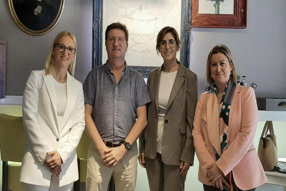 Caixa Popular y FECEVAL se unen para potenciar la educación en los centros de enseñanza valencianos