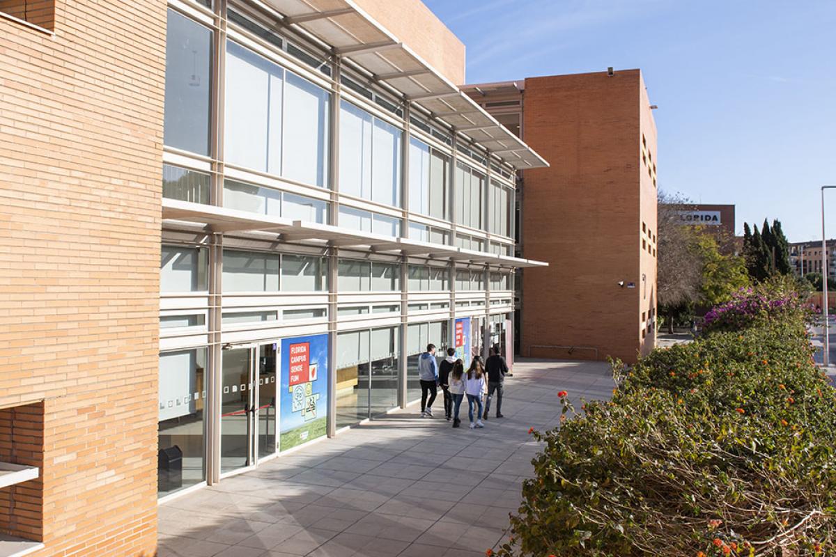 Fundació Florida i Caixa Popular reforcen el seu suport a l'alumnat afectat per la DANA