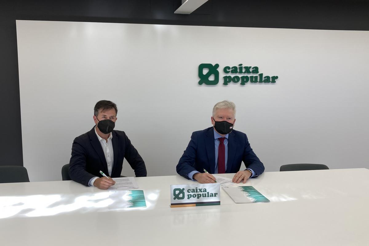 Signatura del conveni entre FEVAMA i Caixa Popular als servicis centrals de l'entitat financera Signatura del conveni entre FEVAMA i Caixa Popular als servicis centrals de l'entitat financera
