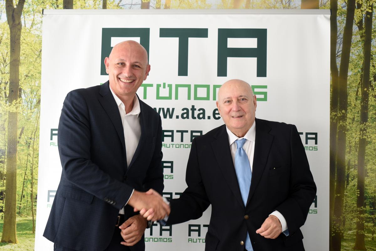 Caixa Popular firma un acuerdo con ATA Comunidad Valenciana para favorecer a los profesionales autónomos