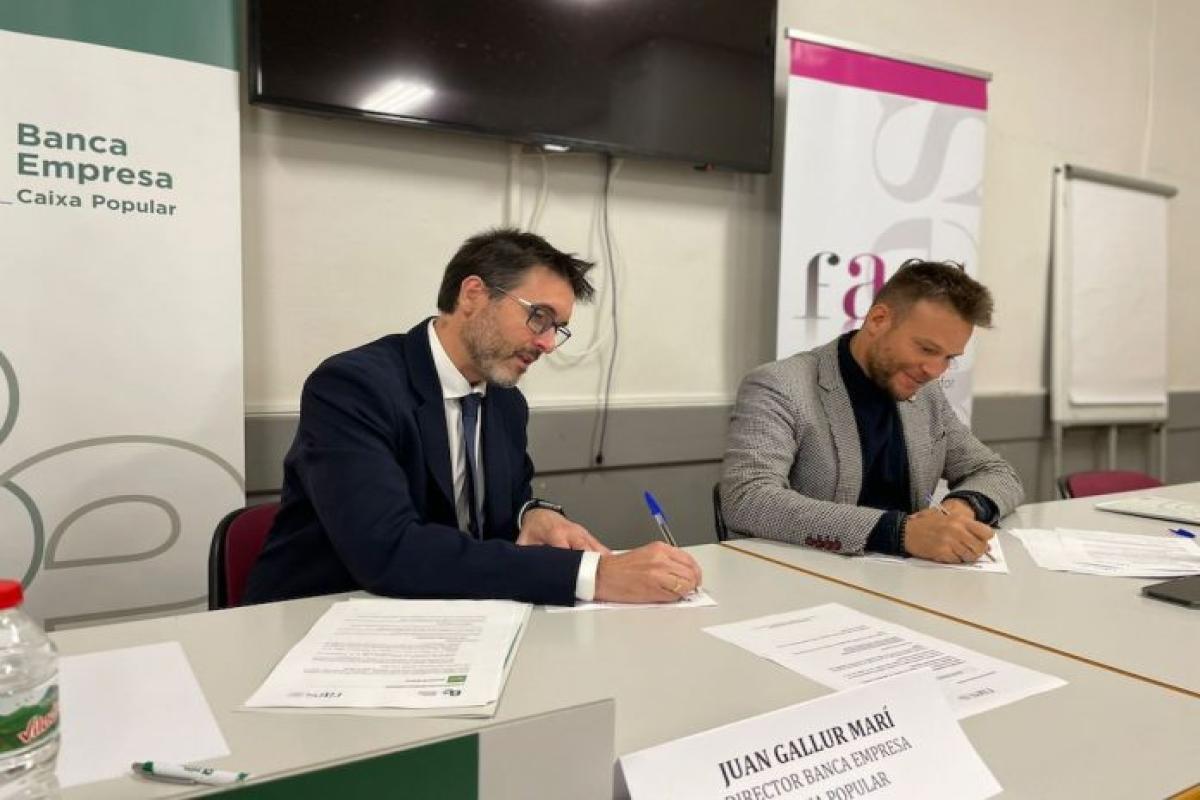 Caixa Popular y FAES firman una alianza para impulsar el tejido asociativo empresarial de la Safor