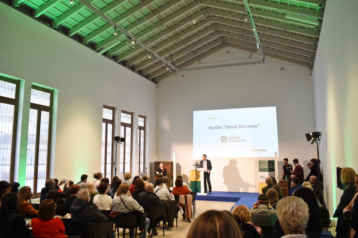 Caixa Popular destina 10.000€ a proyectos que trabajan por la igualdad de las personas con discapacidad